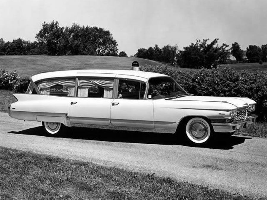  Cadillac Superior Royale Ambulance 1960 года  (фото 1 из 1)